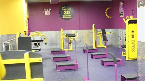 planet fitness broadway brooklyn|Iba pa.